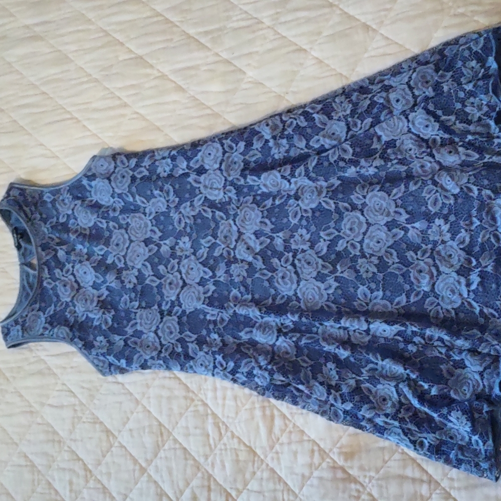 Girls Zumiez dress size 14
